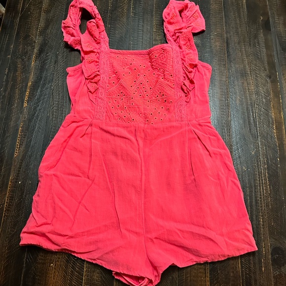 Pink Lily Romper - Picture 1 of 4